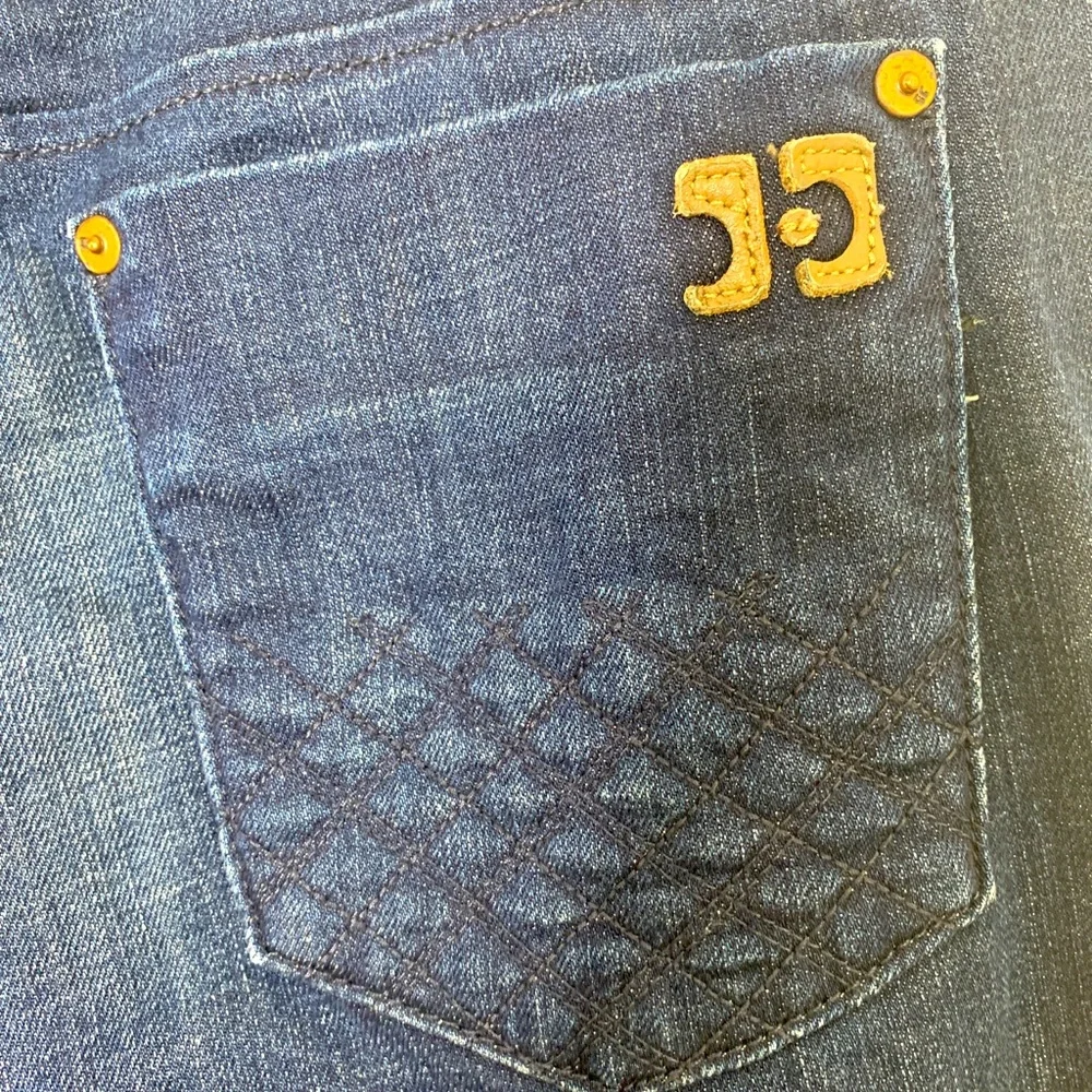 Joe’s Jeans Size 27 Provocateur BOOT CUT Dark Wash